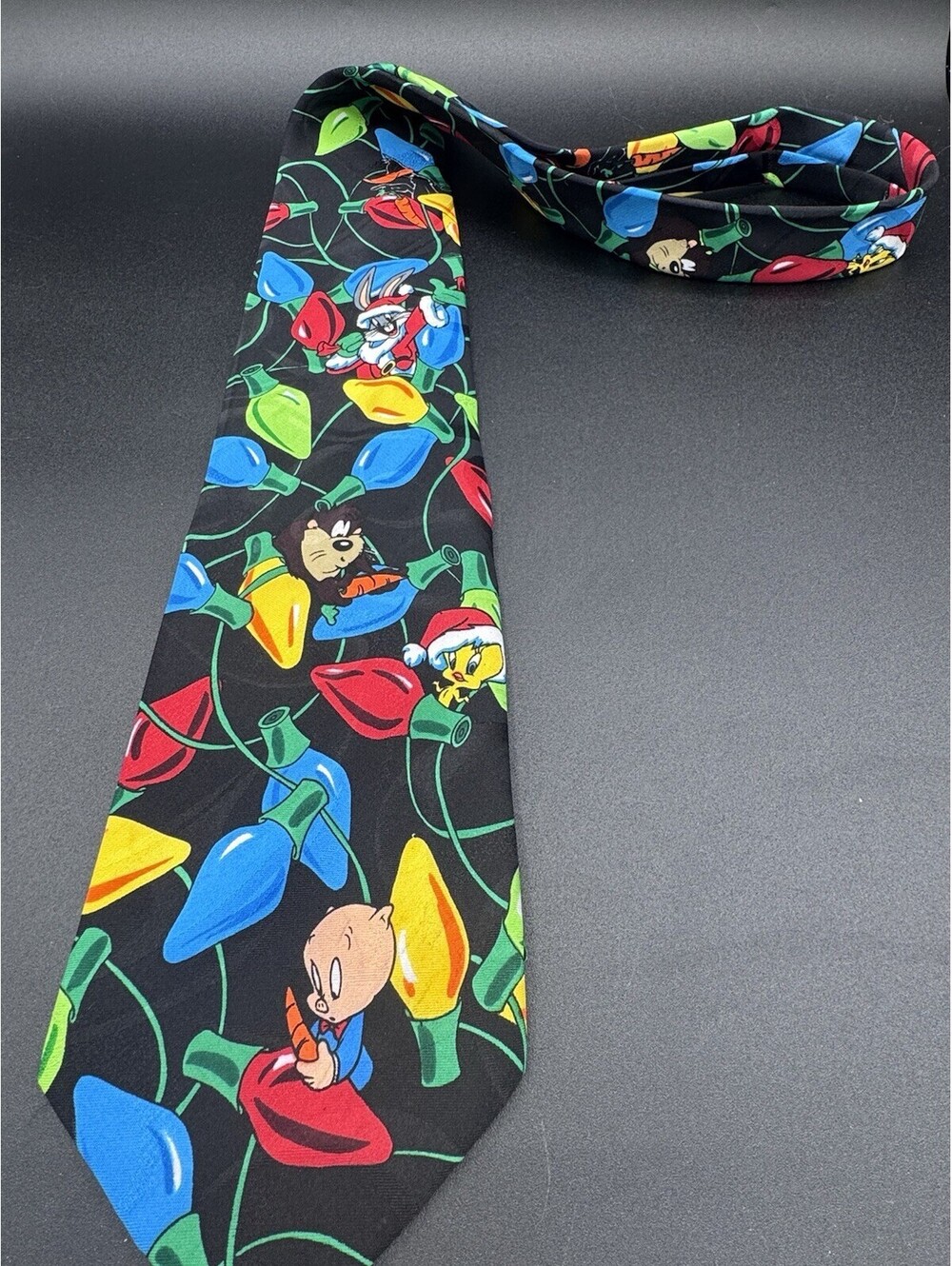 Vintage 1995 Looney Tunes Mania Christmas Silk Tie Bugs Bunny Taz Daffy Lights